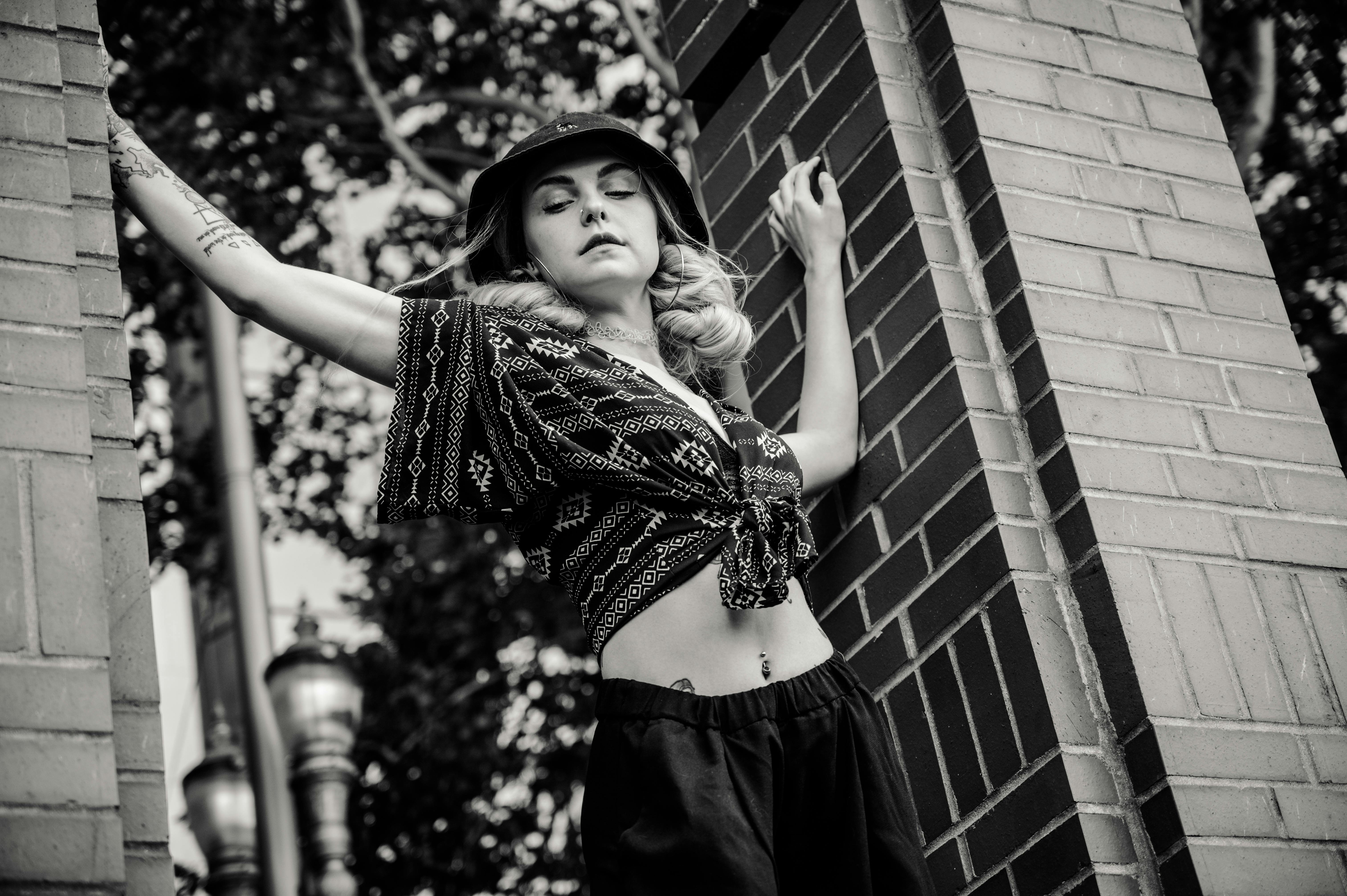 Emakujitia's Boho Chic Navel Piercings Collection