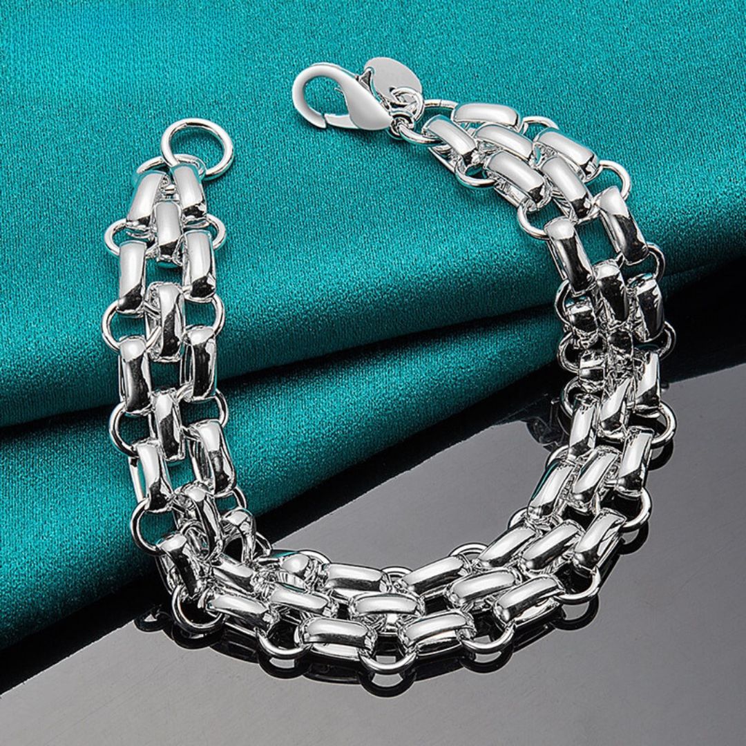 Silver plated bracelet with intertwined links for women