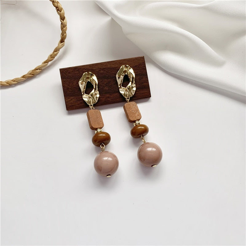 Boucles d'oreilles en bois marron longues et élégantes - Bijoux rétro bohème pour femmes