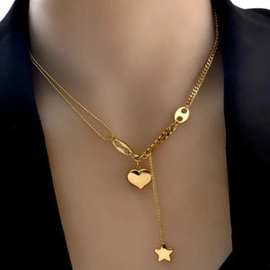 Collier long en acier avec pendentif cœur