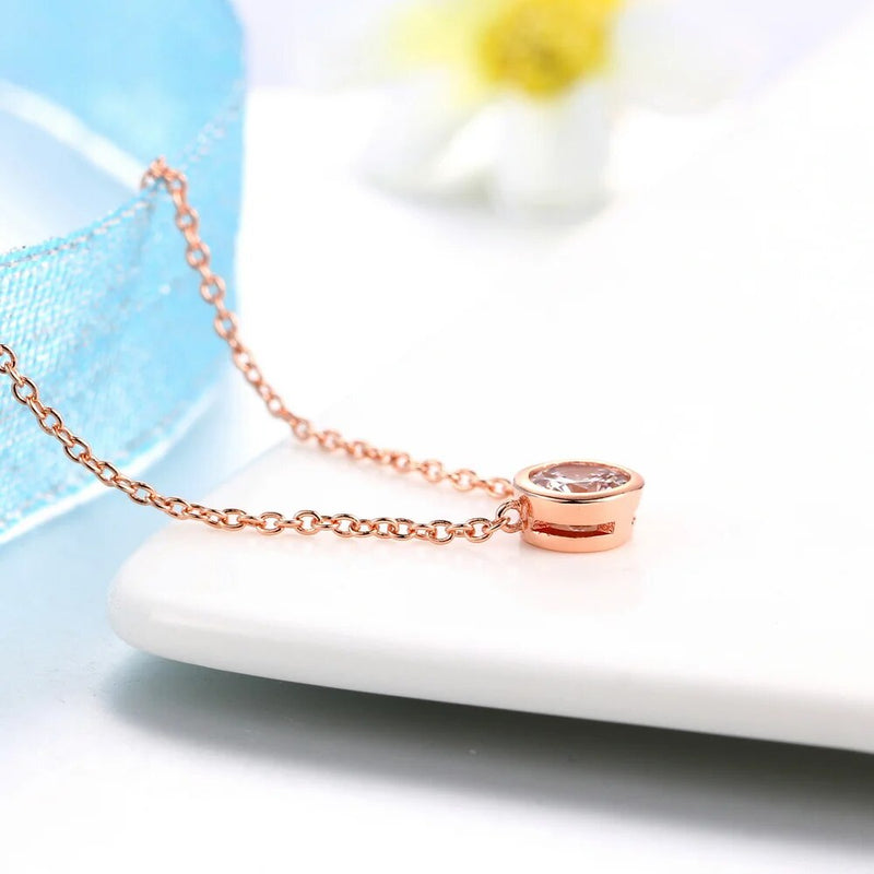 Necklace with round cubic zirconia pendant