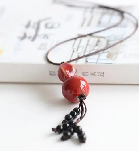 Collier Rétro avec Pendentif en Céramique pour Femmes