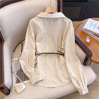 Chemise Élégante à Col en V Profond