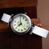 Montre vintage femme Emakujitia avec bracelet en cuir blanc et cadran chiffres romains