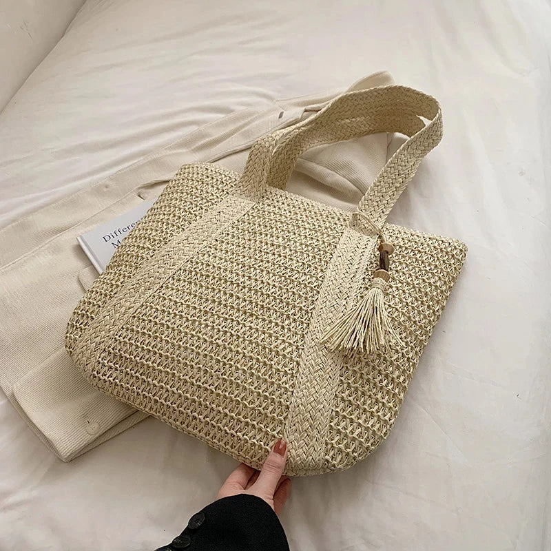 Grand cabas en paille pour femme - Élégance estivale