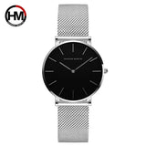 Montre femme Hannah Martin cadran bleu marine et bracelet maille milanaise or rose
