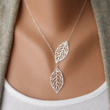 Collar colgante de hoja