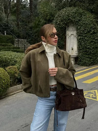 Veste Courte Femme en Suède avec Revers Uni
