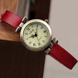 Montre vintage femme Emakujitia avec bracelet en cuir rouge et cadran chiffres romains