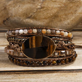 Vue d'ensemble de plusieurs bracelets bohèmes 5 tours aux couleurs variées