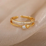 Bague ajustable dorée avec motif de nœud et zircons Emakujitia