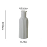Vase Décoratif Moderne en Céramique Blanche pour Table et Intérieur