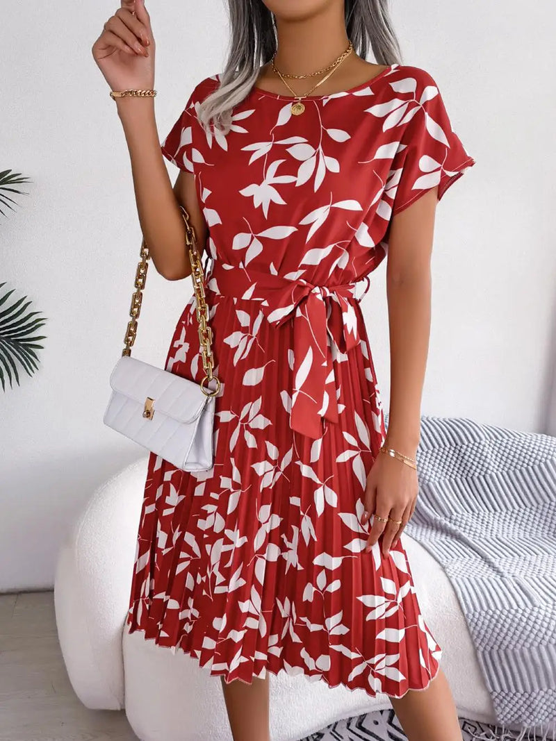 Robe d'été élégante à imprimé raffiné pour femme