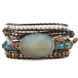 Bracelet bohème 5 tours bleu ciel et blanc en pierres naturelles et cuir