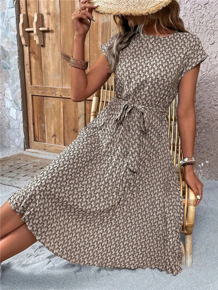 Robe d'été élégante à imprimé raffiné pour femme
