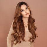 Perruque Synthétique Ondulée Longue Brun Clair Mèche Blonde Femme