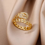 Bague dorée ajustable avec motif libellule et zircons