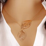 Collar colgante de hoja