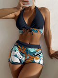 Détail du nouage sur le haut de bikini halter