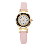 Montre femme bohème chic avec bracelet en cuir rose et cadran doré orné de strass