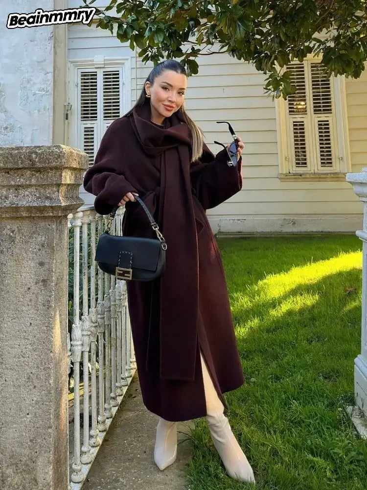 Manteau Élégant en Mélange de Laine avec Col Écharpe Bordeaux