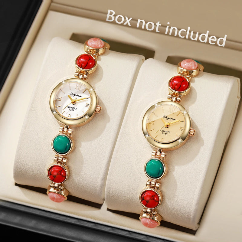 Deux montres femme élégantes avec bracelet perles colorées, cadran doré et blanc, sans boîte