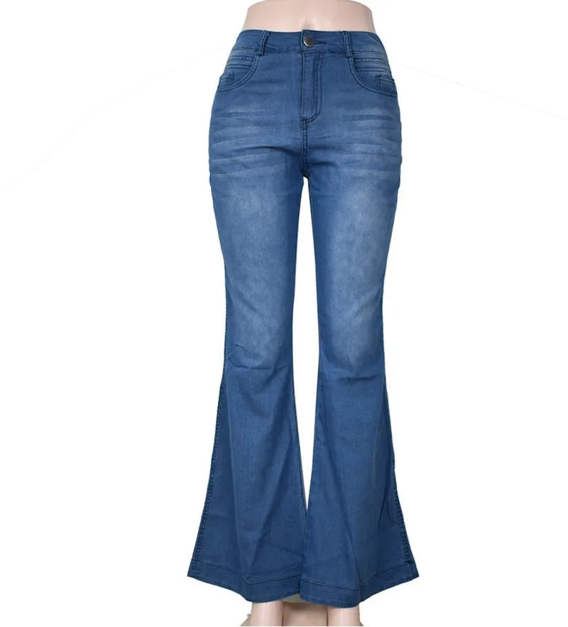 Jeans larges pour femmes à taille haute, conçus dans un tissu léger et extensible.