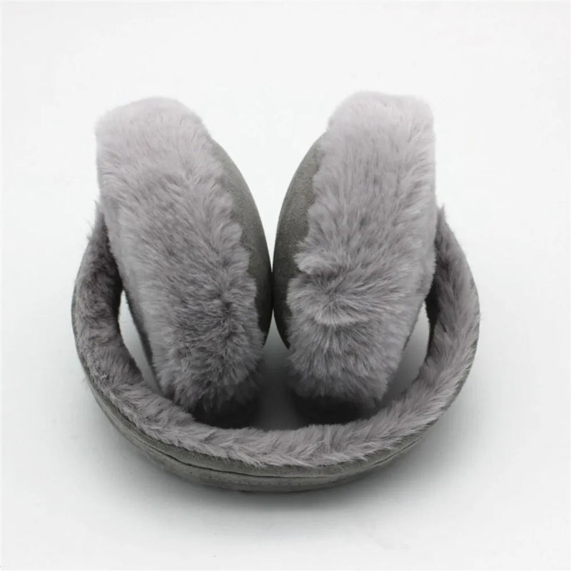Foldable faux fur earmuffs