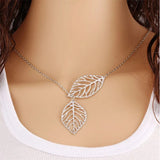 Collar colgante de hoja