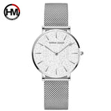 Montre femme Hannah Martin cadran bleu marine et bracelet maille milanaise argenté