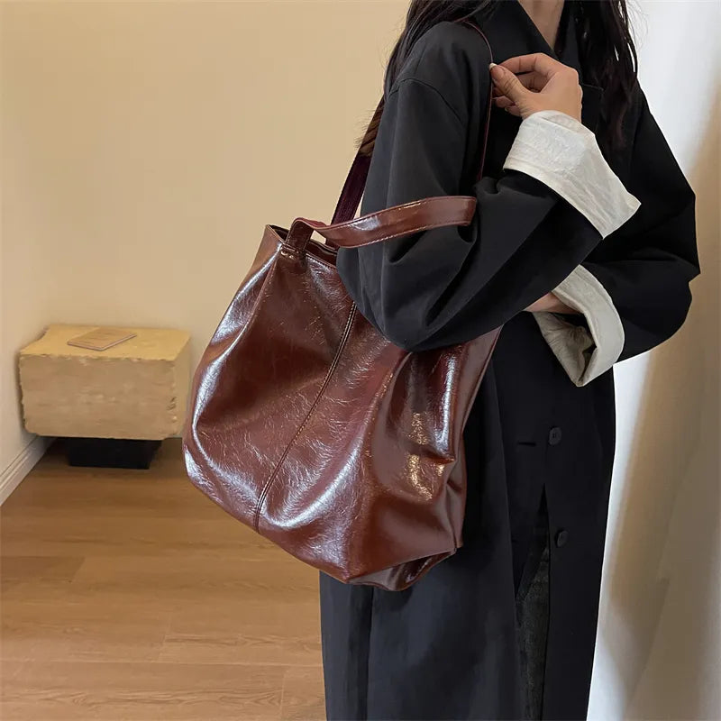 Women's shoulder tote bag