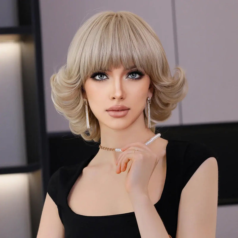 Perruque Retro Blonde Silvery Bob avec Franges