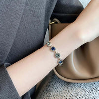 Bracelet ajustable serti de 5 cristaux ronds - EMAKUJITIA