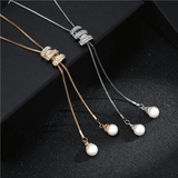 Collier à chaîne longue avec pendentif en forme de pompon en métal, strass, - EMAKUJITIA