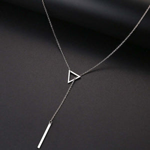 Collier double pendentif triangle ajouré et baguette - EMAKUJITIA