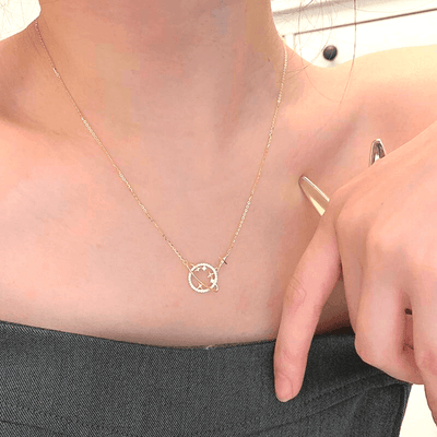 Collier pour femmes pendentif motif planète - EMAKUJITIA