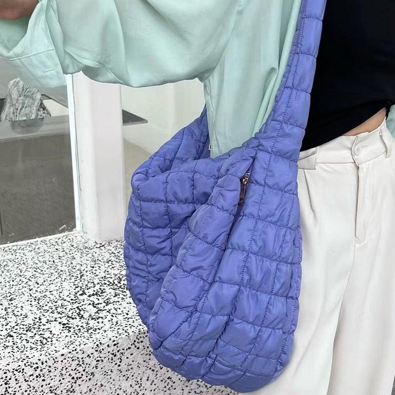 Grand sac à main froncé en nylon matelassé pour femmes - EMAKUJITIA