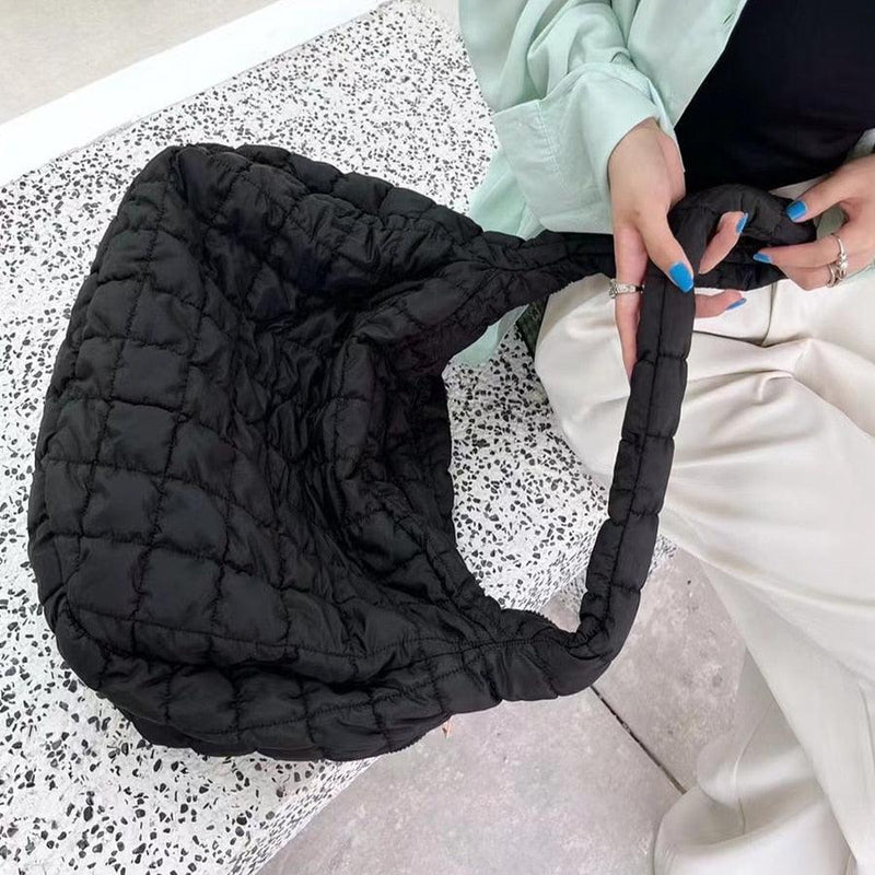 Grand sac à main froncé en nylon matelassé pour femmes - EMAKUJITIA