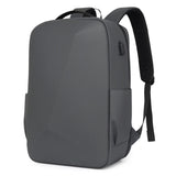 Sac à dos femme élégant : protection et style au quotidien