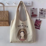 Sac fourre-tout en toile couleur crème avec illustration 'Milk Tea Happy Day' et anse assortie, style bohème