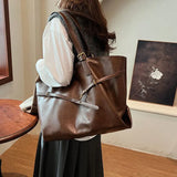 Sac fourre-tout rétro marron élégant et spacieux