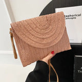 Sac bandoulière femme en paille tressée élégante et bohème