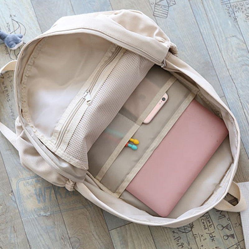 Sac à dos femme imperméable chic et léger pour toutes vos aventures